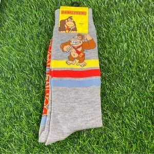 Donkey Kong Novelty Dress Socks Mens Crew Casual Socks Retro Grey New With Tags